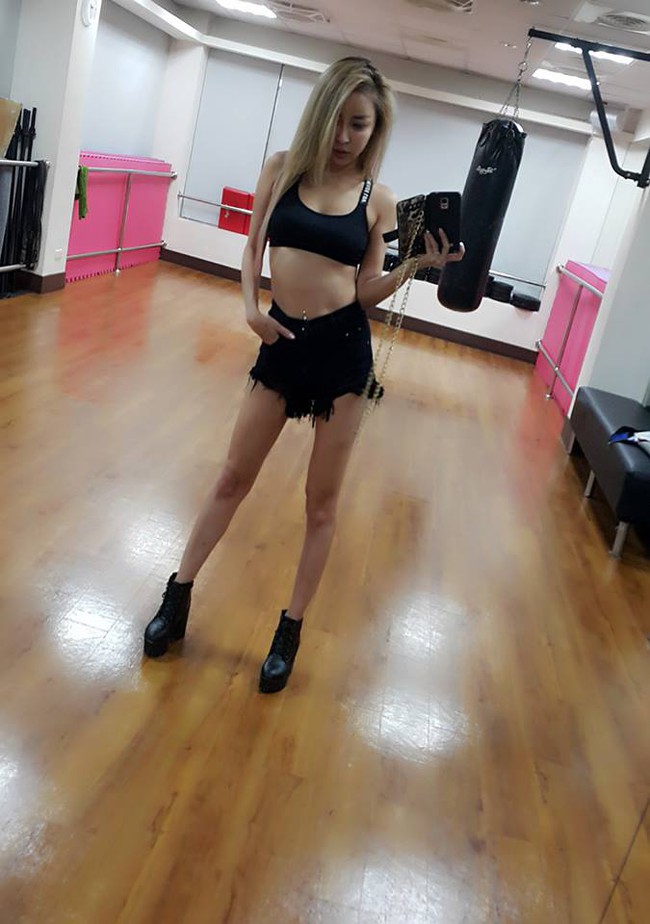 Mẫu nữ n&oacute;ng bỏng nhất xứ Đ&agrave;i chia sẻ: Nhiều người mẫu sẵn s&agrave;ng ngủ với nhiếp ảnh gia - Ảnh 3.
