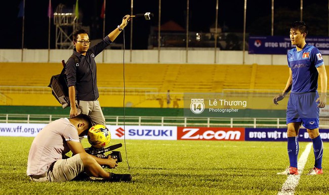 C&ocirc;ng Vinh biểu diễn kỹ thuật, s&uacute;t v&agrave;o m&aacute;y quay ph&oacute;ng vi&ecirc;n - Ảnh 9.