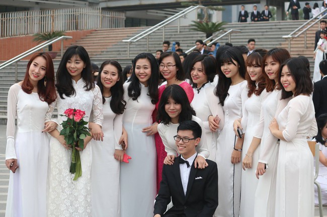 Những điều l&agrave;m bạn thấy nhớ sau khi rời xa trường trung học - Ảnh 2.