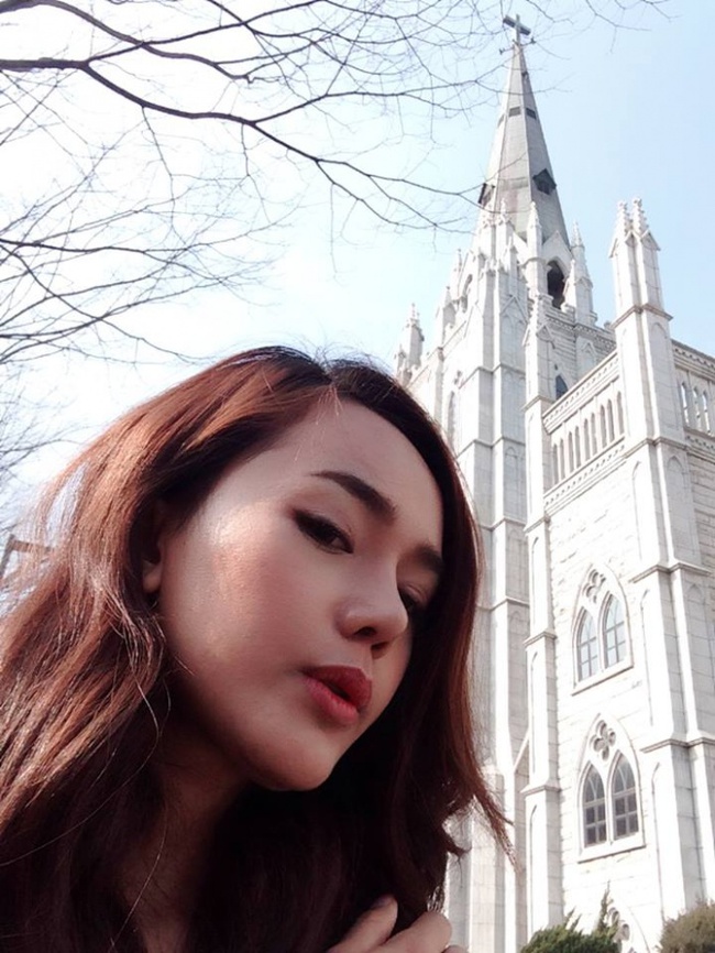 9x Th&aacute;i từng bị nhận x&eacute;t l&agrave; x&uacute;c phạm người nh&igrave;n, v&agrave; cuộc lột x&aacute;c ngoạn mục sau PTTM  - Ảnh 12.