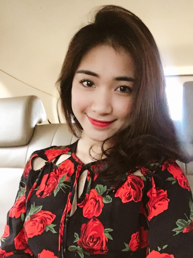 Đ&aacute;p trả tin đồn PTTM, H&ograve;a Minzy tung ảnh chứng minh v&ograve;ng 1 đẹp tự nhi&ecirc;n từ năm 16 - Ảnh 11.