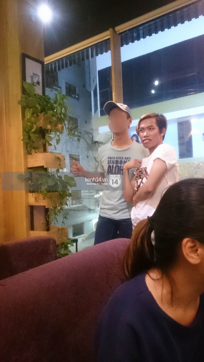 Giữa lùm xùm, Tùng Sơn xuất hiện cùng bạn trai soái ca, thoải mái đi cafe ở Sài Gòn - Ảnh 7.