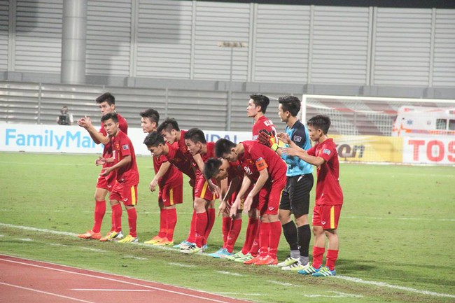 Fan chê bai U19 Việt Nam ăn may, xứng đáng thua 0-6 - Ảnh 1.