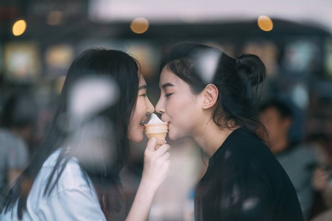 Bộ ảnh tình yêu của hai cô gái Thái Lan sẽ khiến bạn tan chảy vì quá dễ thương! - Ảnh 7.
