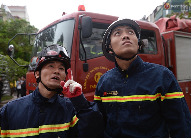 Hà Nội: Hàng trăm người tham gia diễn tập chữa cháy ở khu đô thị Royal City - Ảnh 15.