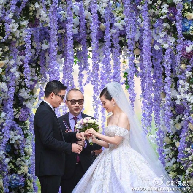 Bị phản đối chuyện tình cảm, diva Trung Quốc quyết không mời mẹ tới đám cưới - Ảnh 9.