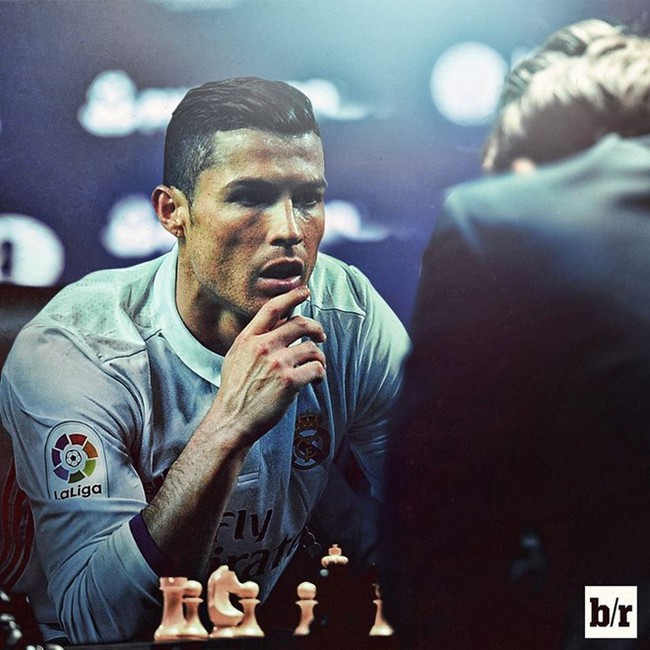 Ảnh chế: Ronaldo ngồi bồn cầu ngẫm nghĩ sự đời - Ảnh 10.