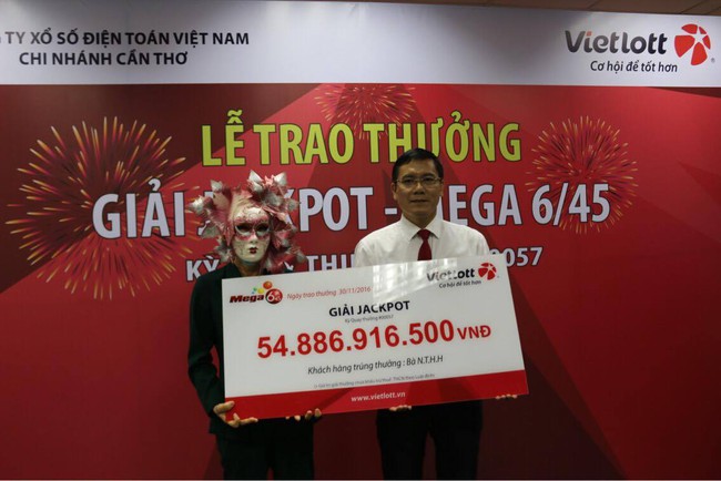 Vietlott đã thực hiện trả thưởng giải Jackpot hơn 54 tỷ đồng - Ảnh 2.