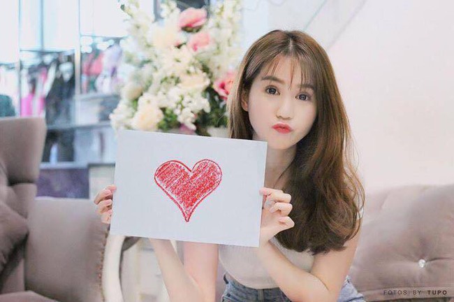 Ngọc Trinh ch&iacute;nh thức thừa nhận mối quan hệ mới sau khi chia tay bạn trai đại gia - Ảnh 5.
