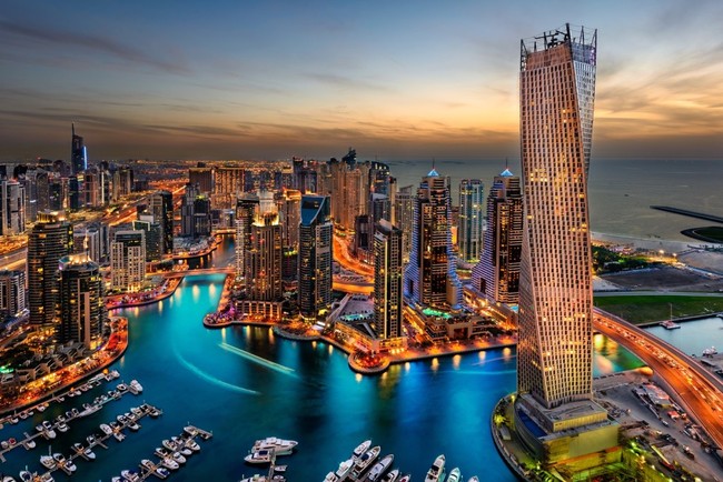 Dubai giàu mà, biết rồi, khổ lắm, nhưng vẫn cứ phải nói mãi thôi! - Ảnh 1.