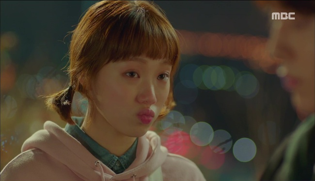 “Tiên Nữ Cử Tạ”: Ngỡ được Lee Sung Kyung hôn, Nam Joo Hyuk đưa mặt hưởng thụ và nhận cái kết bất ngờ - Ảnh 20.