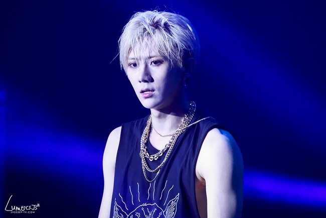 Hyunseung (B2ST) bị nghi sử dụng ma túy vì vũ đạo chơi thuốc khi biểu diễn - Ảnh 11.