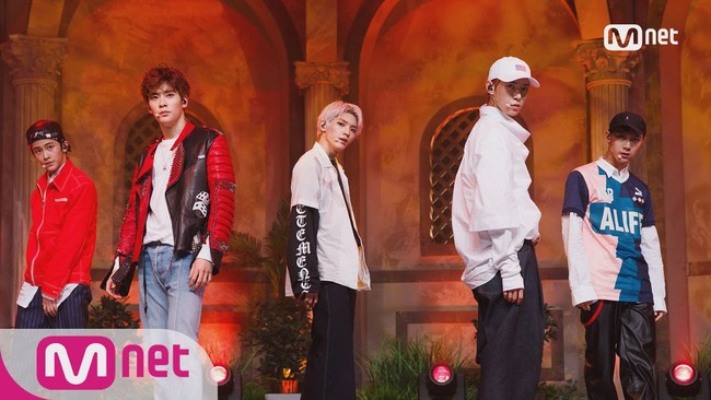 Boygroup thi nhau chiếm s&oacute;ng s&agrave;n đấu Kpop th&aacute;ng 4 - Ảnh 1.