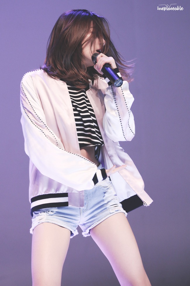 Seulgi (Red Velvet) sexy bí thở trong fancam mặc crop top biểu diễn - Ảnh 13.