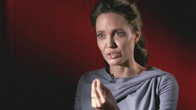 Angelina Jolie bị rối loạn ăn uống, chỉ còn 34 kg sau khi ly hôn? - Ảnh 1.