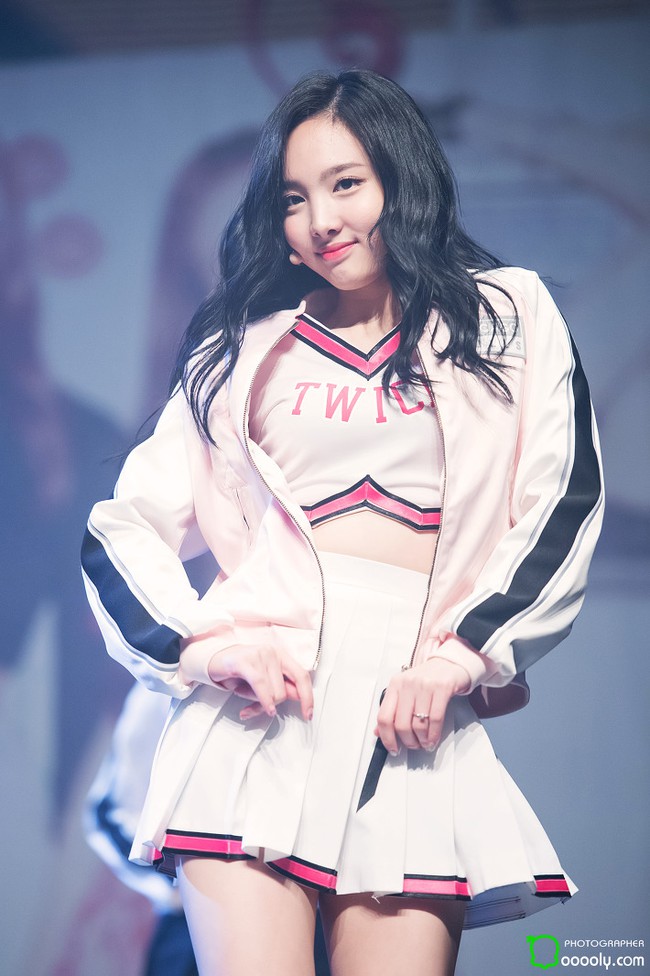 Lộ diện đệ nhất em &uacute;t giả danh của Kpop - Ảnh 21.