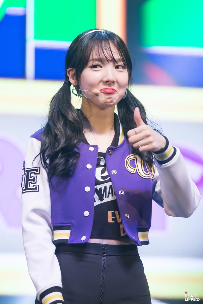 Lộ Diện đệ Nhất Em Ut Giả Danh Của Kpop