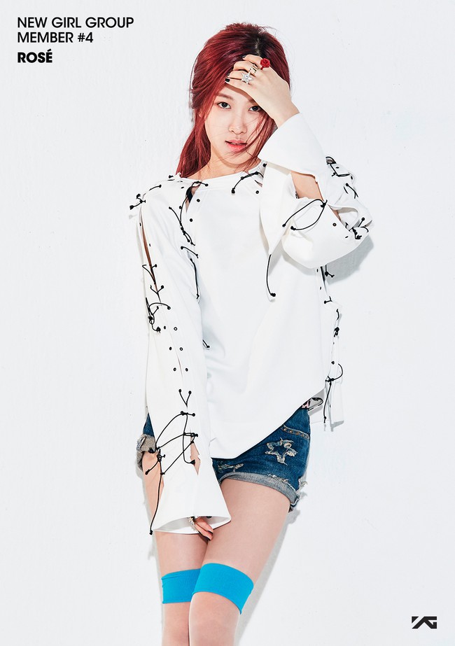 Tung ảnh th&agrave;nh vi&ecirc;n thứ 4 của girlgroup mới, YG bị chỉ tr&iacute;ch v&igrave; l&agrave;m m&agrave;u - Ảnh 3.