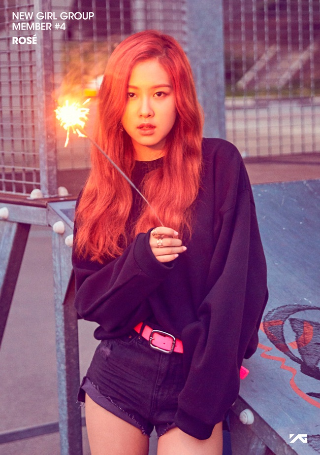 Tung ảnh th&agrave;nh vi&ecirc;n thứ 4 của girlgroup mới, YG bị chỉ tr&iacute;ch v&igrave; l&agrave;m m&agrave;u - Ảnh 4.