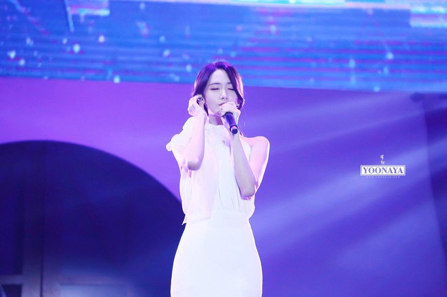 Giữa t&acirc;m b&atilde;o anti idol Trung, Yoona tung album solo tại Đại lục - Ảnh 1.