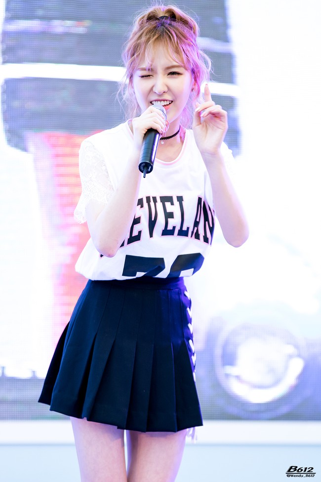 Wendy (Red Velvet) xinh đẹp v&agrave; thon thả bất ngờ khiến fan ph&aacute;t cuồng - Ảnh 10.