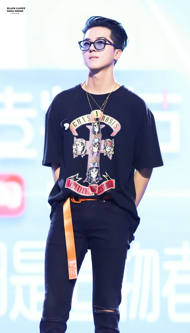 Fan bức x&uacute;c khi th&agrave;nh vi&ecirc;n WINNER l&agrave;m kh&aacute;ch mời trong concert iKON - Ảnh 1.