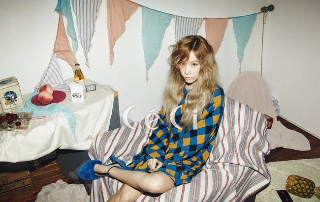 Taeyeon (SNSD) đẹp như n&agrave;ng thơ tr&ecirc;n b&igrave;a tạp ch&iacute;, được khen hết lời mặc scandal Tiffany - Ảnh 7.