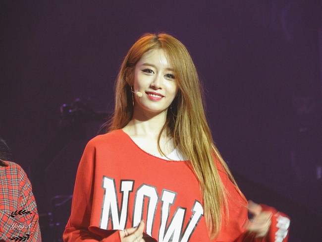 Netizen đổ như chuối trước nhan sắc của Jiyeon trong concert T-ara - Ảnh 13.