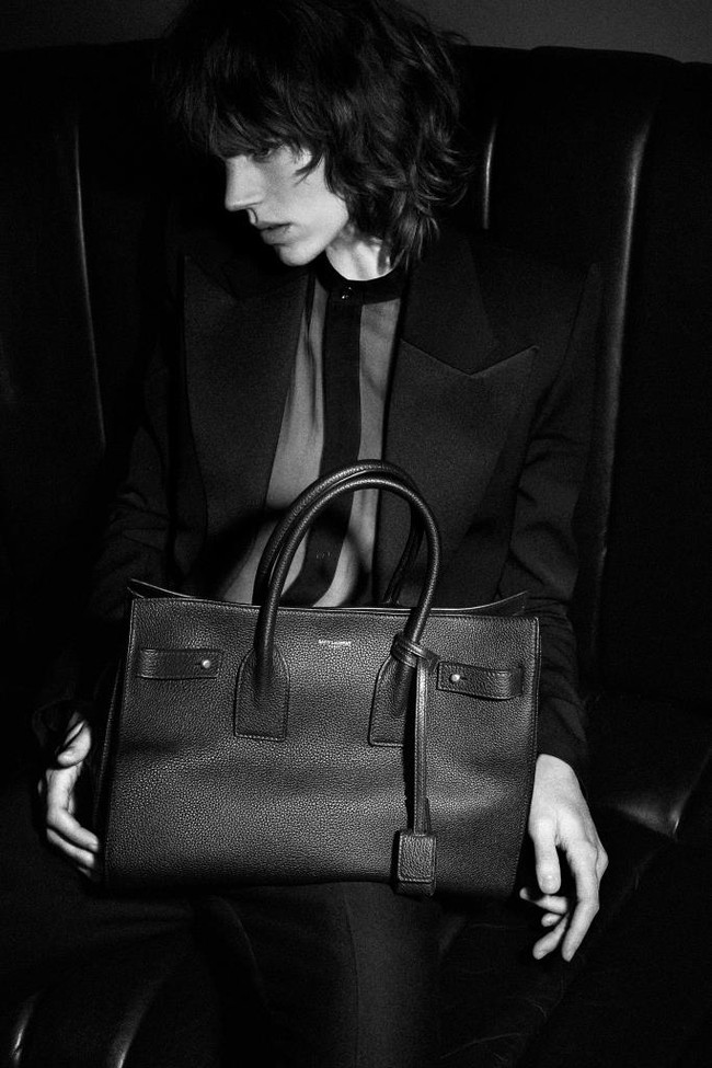 Saint Laurent dưới thời Anthony Vaccarello: Một kỷ nguyên mới của những nhục cảm thượng đẳng - Ảnh 12.