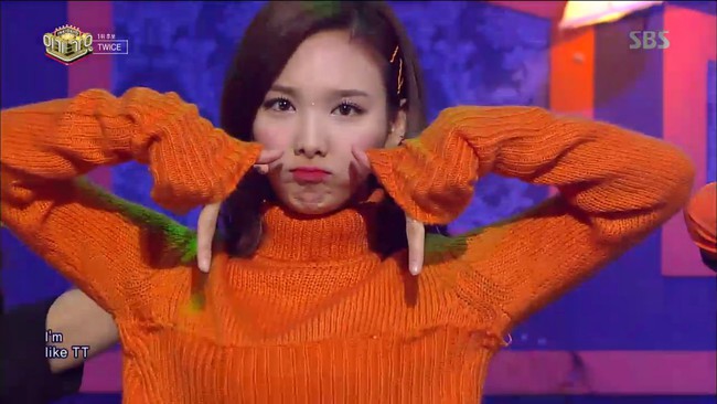 Sân khấu trở lại của TWICE và Black Pink: Xem ai ngon hơn nào! - Ảnh 10.