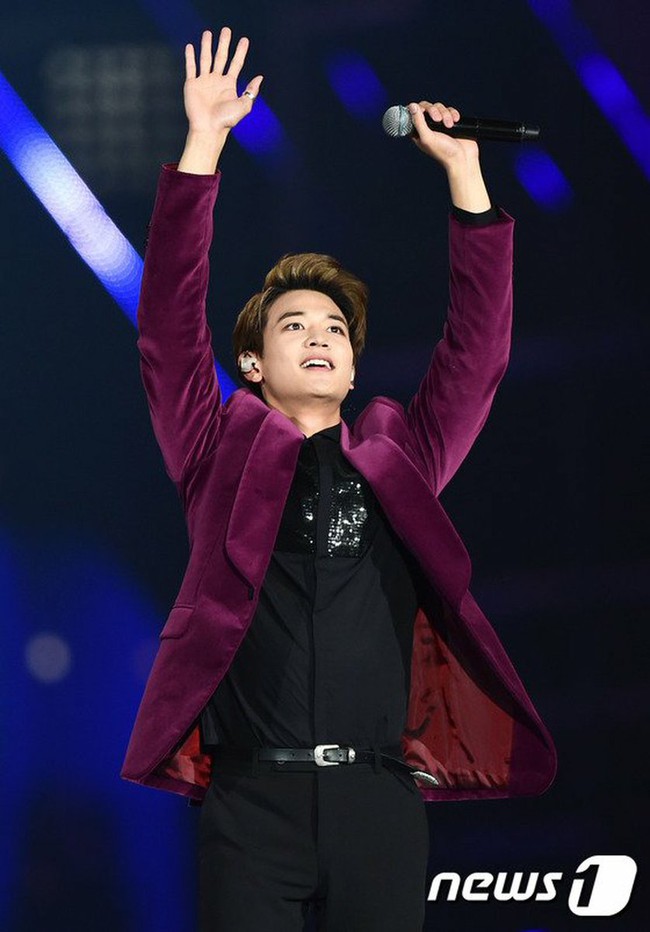 Chi&ecirc;m ngưỡng những h&igrave;nh ảnh cực đẹp của d&agrave;n idolgroup tr&ecirc;n s&acirc;n khấu 2016 Super Seoul Dream Concert - Ảnh 20.