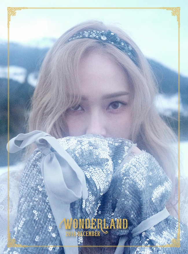 Jessica bỗng dưng thả thính album mới bằng loạt ảnh tóc vàng chất phát ngất - Ảnh 2.