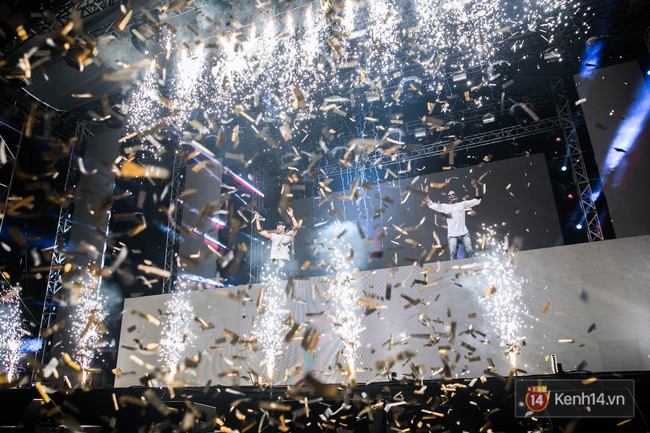 DJ Afrojack cùng dàn nghệ sĩ Việt khuấy động hàng nghìn khán giả trong đêm nhạc EDM - Ảnh 11.