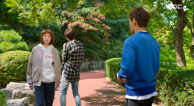 &ldquo;Ti&ecirc;n Nữ Cử Tạ&rdquo;: Lee Sung Kyung v&agrave; Nam Joo Hyuk chưa g&igrave; đ&atilde; th&agrave;nh &ldquo;oan gia ng&otilde; hẹp&rdquo; - Ảnh 23.