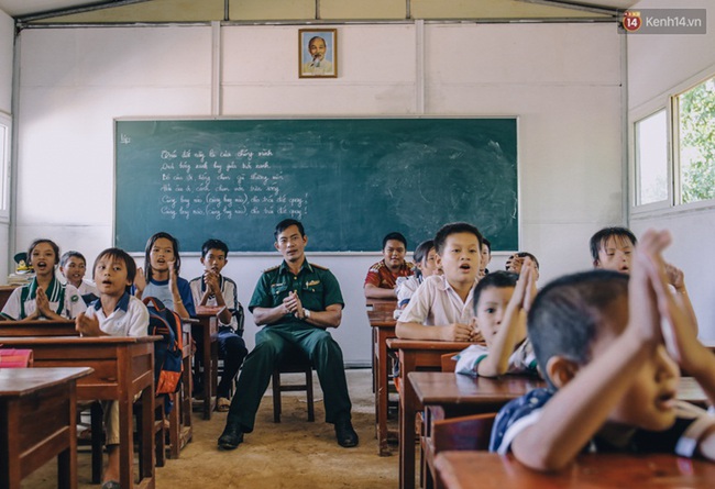 Lớp học tựa lưng đặc bi&ecirc;̣t nơi hòn đảo địa đ&acirc;̀u T&ocirc;̉ qu&ocirc;́c - Ảnh 17.