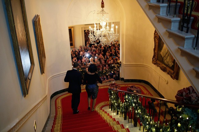 Tiểu thuyết ngôn tình của vợ chồng Tổng thống Obama qua 28 bức ảnh tuyệt đẹp - Ảnh 35.