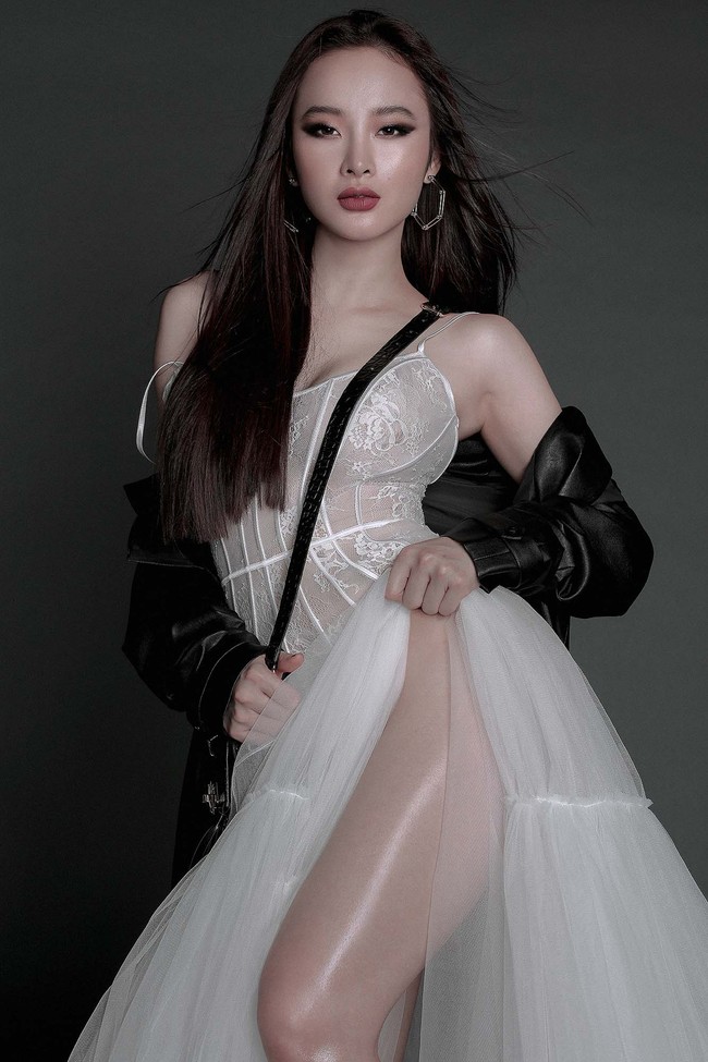 Hoa hậu Mỹ Linh hiền lành giữa dàn mỹ nhân sexy tới bến như Angela Phương Trinh, Mai Ngô, Chi Pu... - Ảnh 3.