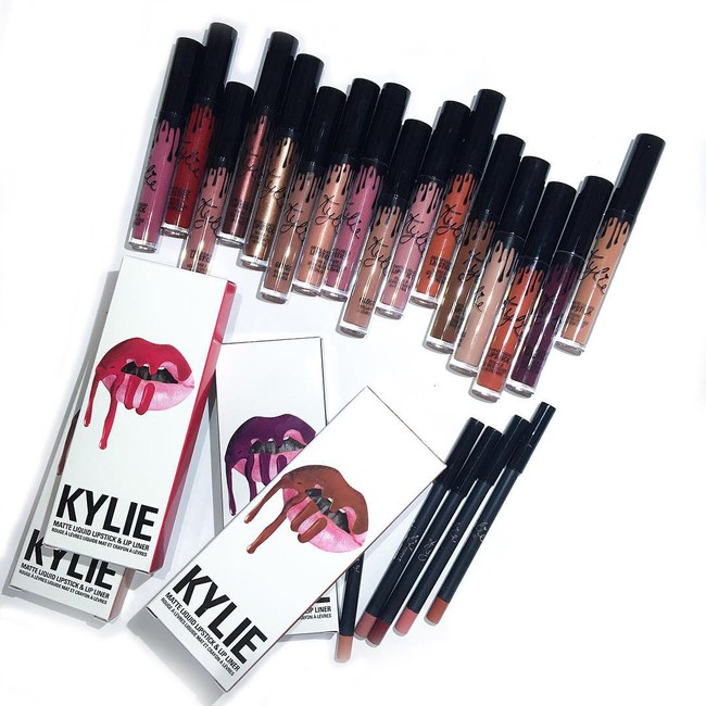 D&ugrave; hot l&agrave; vậy nhưng h&atilde;ng mỹ phẩm của Kylie Jenner vẫn bị chấm điểm thấp thậm tệ - Ảnh 2.