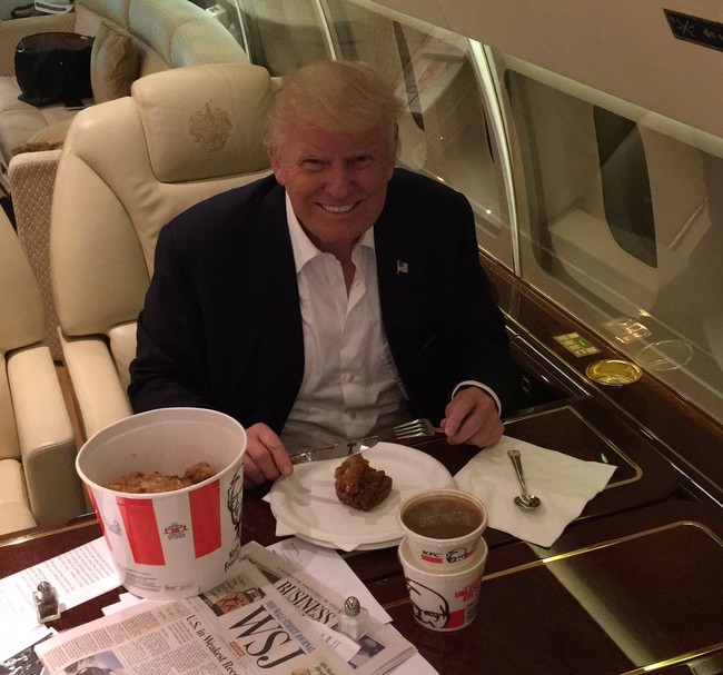Th&oacute;i quen ăn uống b&igrave;nh dị của t&acirc;n Tổng thống Mỹ Donald Trump - Ảnh 3.