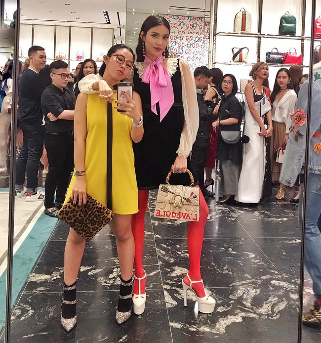 H&agrave; Hồ, Lan Khu&ecirc; v&agrave; loạt fashionista, fashionisto Việt khoe ảnh dự tiệc thời trang ngập cả Instagram - Ảnh 1.