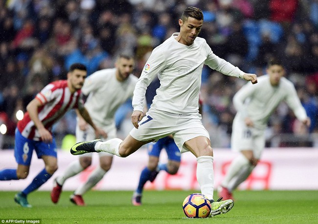 Ronaldo lập cú đúp, Real Madrid cho Barca hít khói - Ảnh 4.