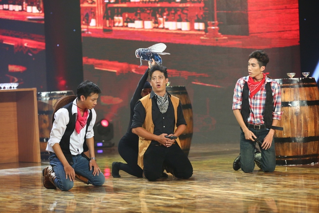 Xuất hiện bản sao Sơn T&ugrave;ng M-TP h&aacute;t vọng cổ Anh cứ đi đi - Ảnh 7.