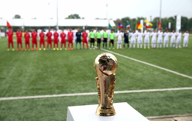 Đội b&oacute;ng tham dự bằng v&eacute; vớt v&ocirc; địch Viettel World Cup 2016 - Ảnh 1.