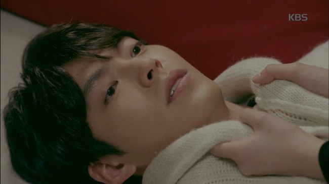 UF: Tỏ t&igrave;nh n lần vẫn kh&ocirc;ng tin, Kim Woo Bin đ&agrave;nh h&ocirc;n Suzy - Ảnh 14.