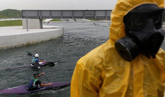 Lại ph&aacute;t hiện si&ecirc;u vi khuẩn kh&aacute;ng kh&aacute;ng sinh ở v&ugrave;ng biển sẽ diễn ra Olympic 2016 - Ảnh 1.