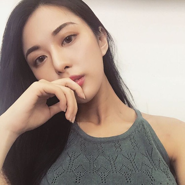Cư d&acirc;n mạng truy l&ugrave;ng c&ocirc; g&aacute;i ngủ gật m&agrave; vẫn xinh như T&acirc;y Thi - Ảnh 18.