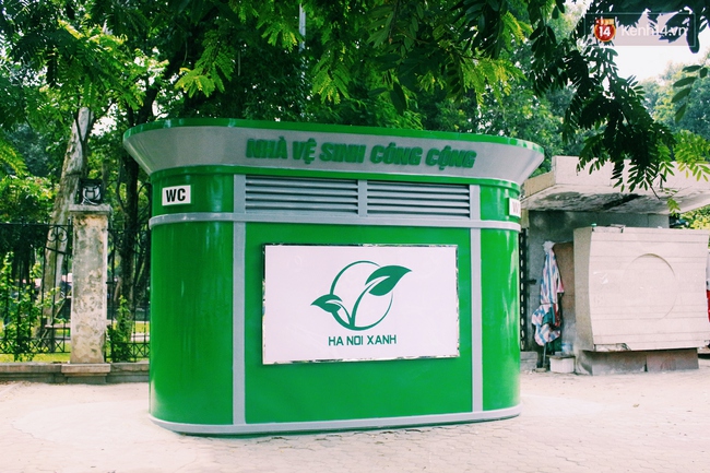 Cận cảnh nhà vệ sinh công cộng siêu xịn sử dụng free ở Hà Nội - Ảnh 2.