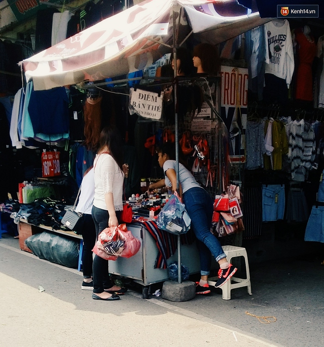 Giật mình: Son cao cấp giá bạc triệu hóa hàng bình dân với giá vài chục nghìn ở khắp Hà Nội - Ảnh 5.