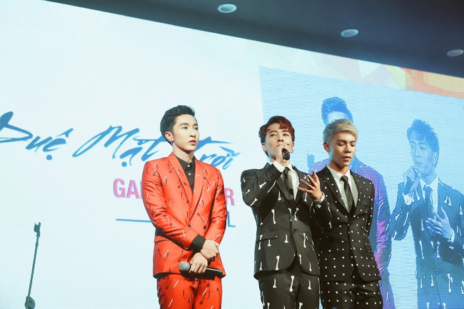 Monstar tự tin biểu diễn, hào hứng gặp gỡ Davichi trong sự kiện tại Hàn Quốc - Ảnh 5.
