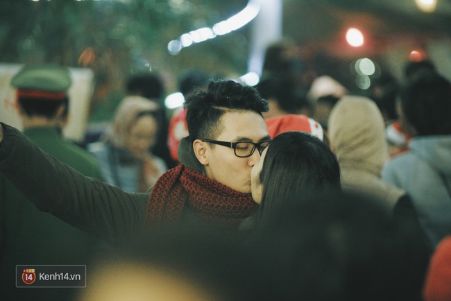 C&oacute; ai vừa tận hưởng Gi&aacute;ng sinh tại Lễ hội Tuyết lớn nhất Sapa 2016 kh&ocirc;ng? - Ảnh 15.